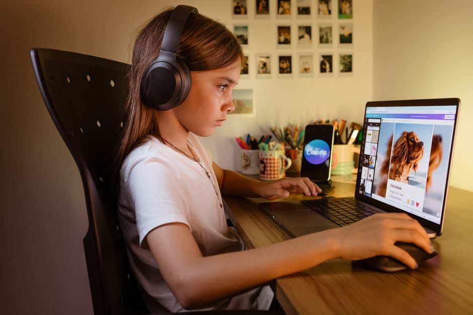 Porträt von Sabine Wolf, Online-Marketing-Verantwortliche